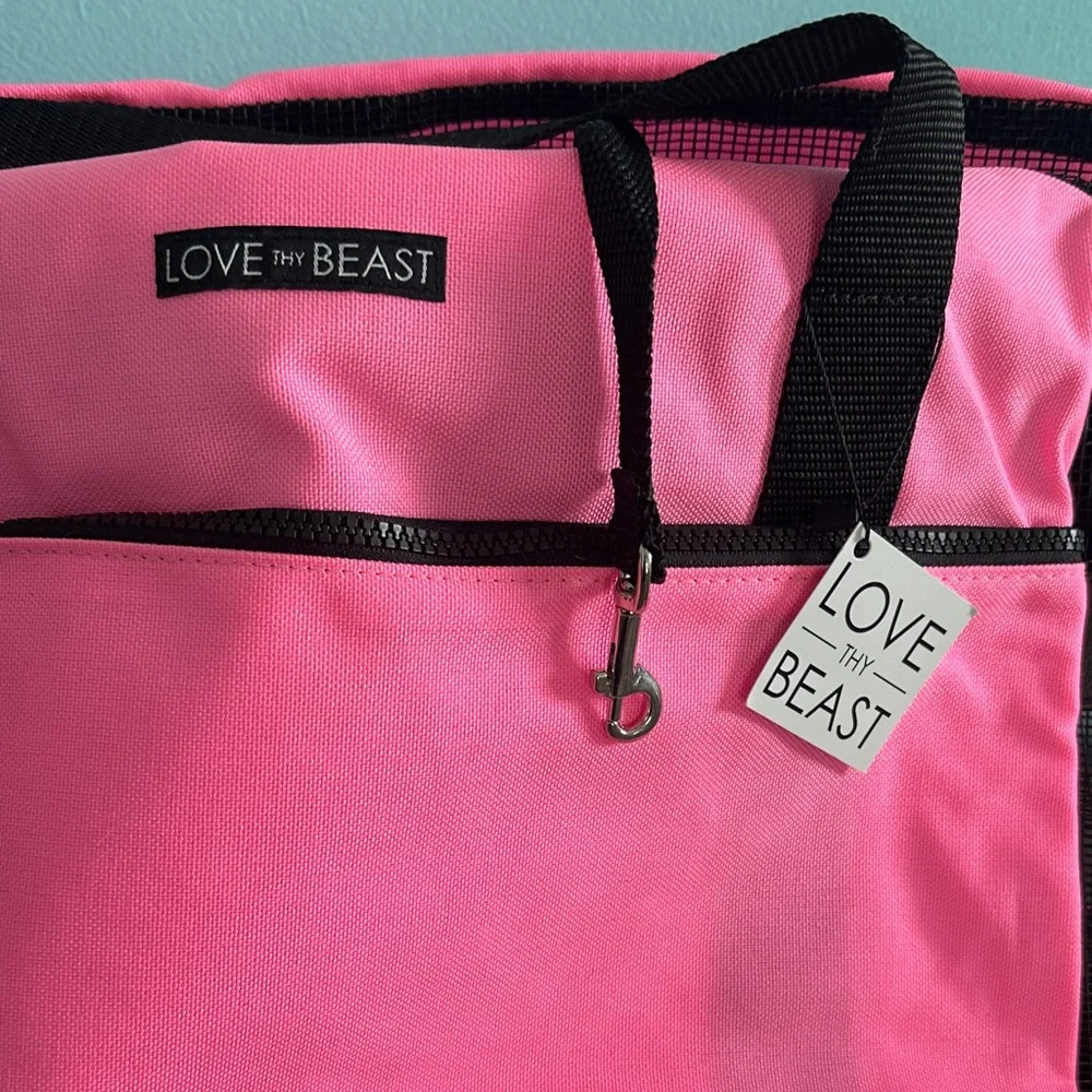 Love Thy Beast Nylon Pet Travel Carrier